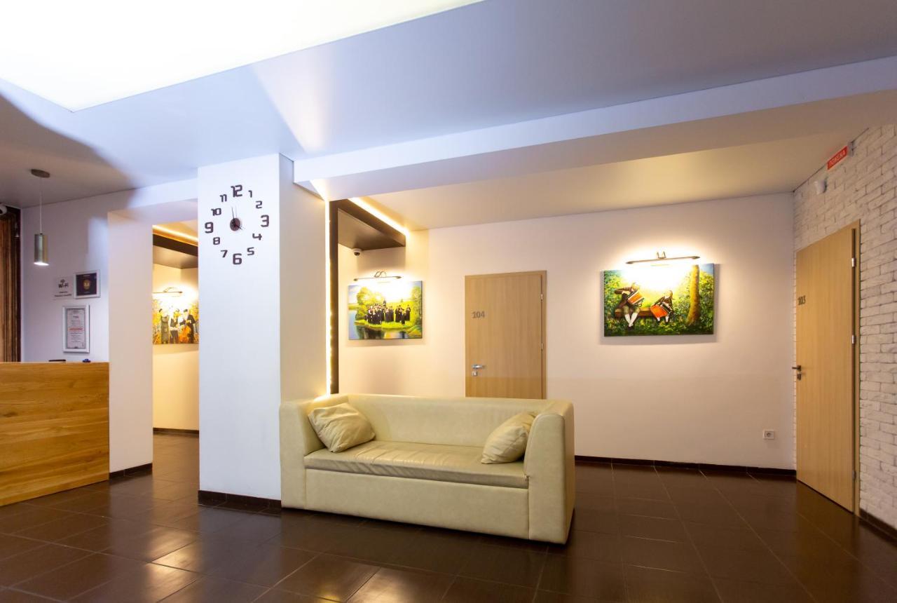 Hotel One Umany Kültér fotó